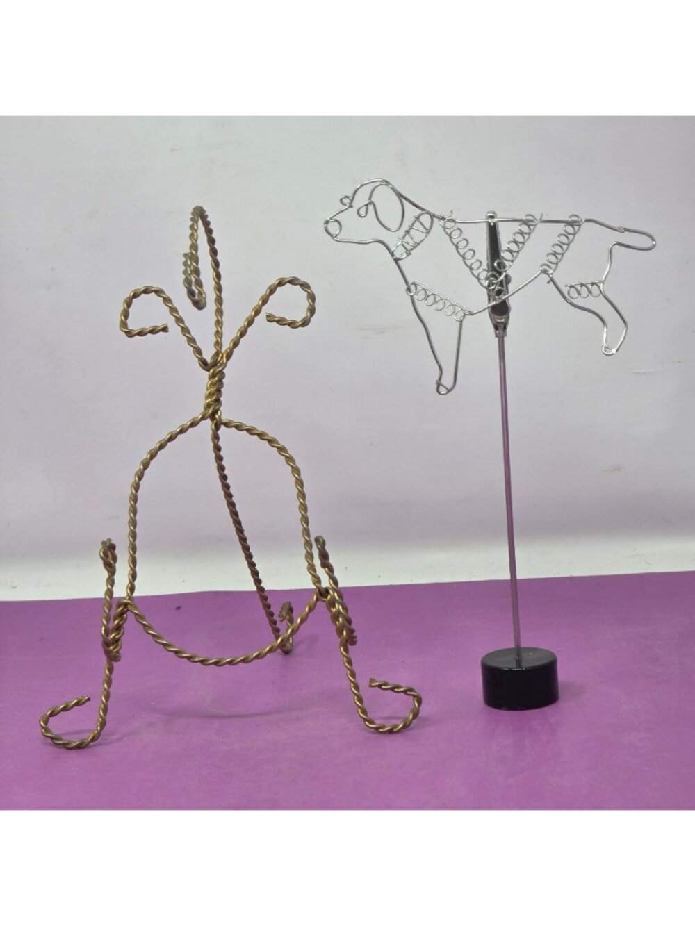Decorative Wire Art‎ Set With Dog Stand Twisted Wire Design Gold & Silver Finish